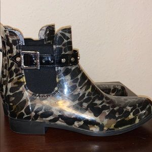 Halogen Short Rain Boots NWOT